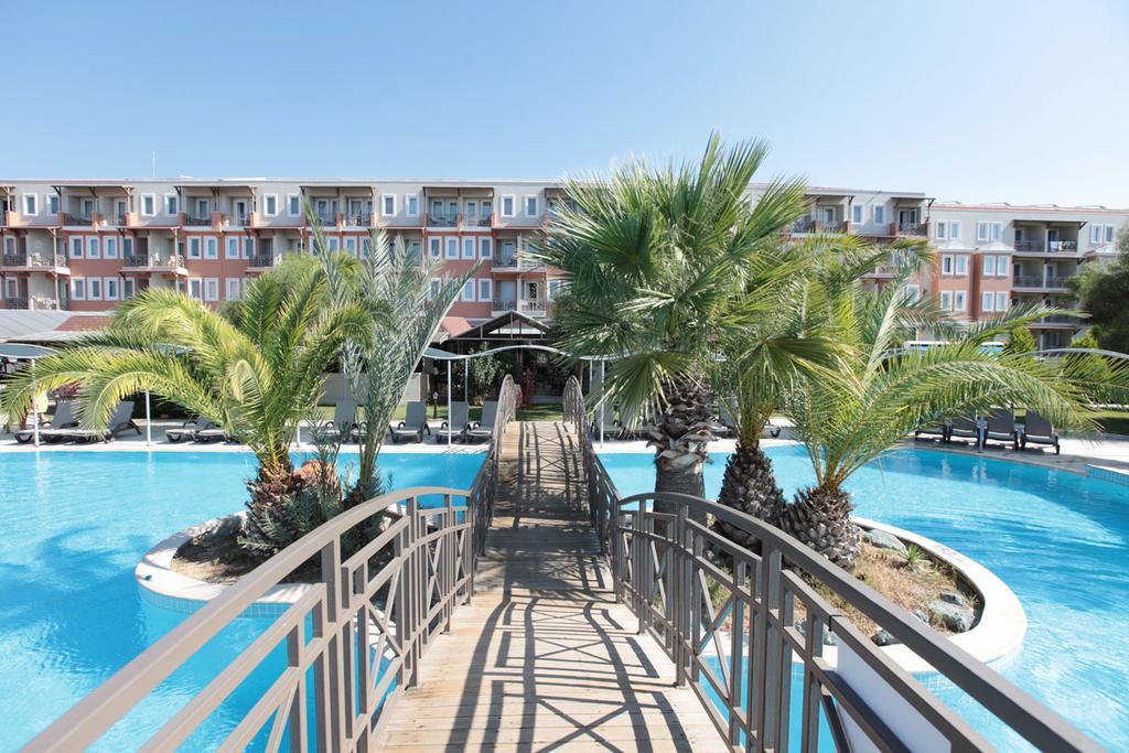 Club Yali Hotels & Resort グムルドゥル エクステリア 写真